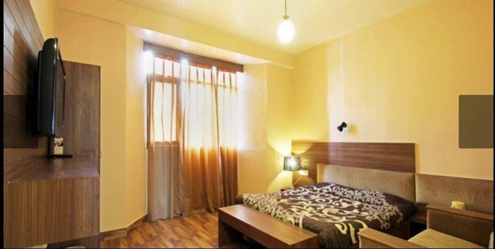 Itsy Hotels Crystal Palace With Valley View 심라 외부 사진